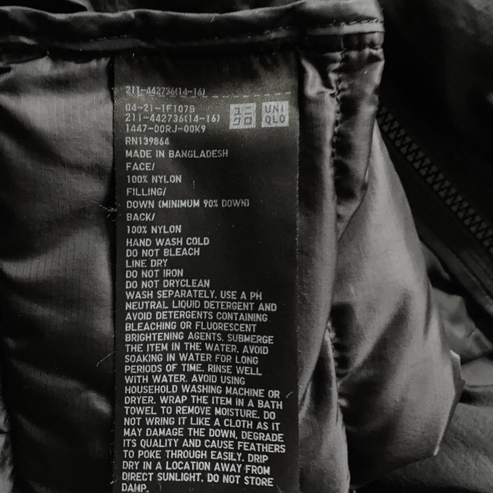 Uniqlo Black Puffer Jacket - Picture 13 of 14